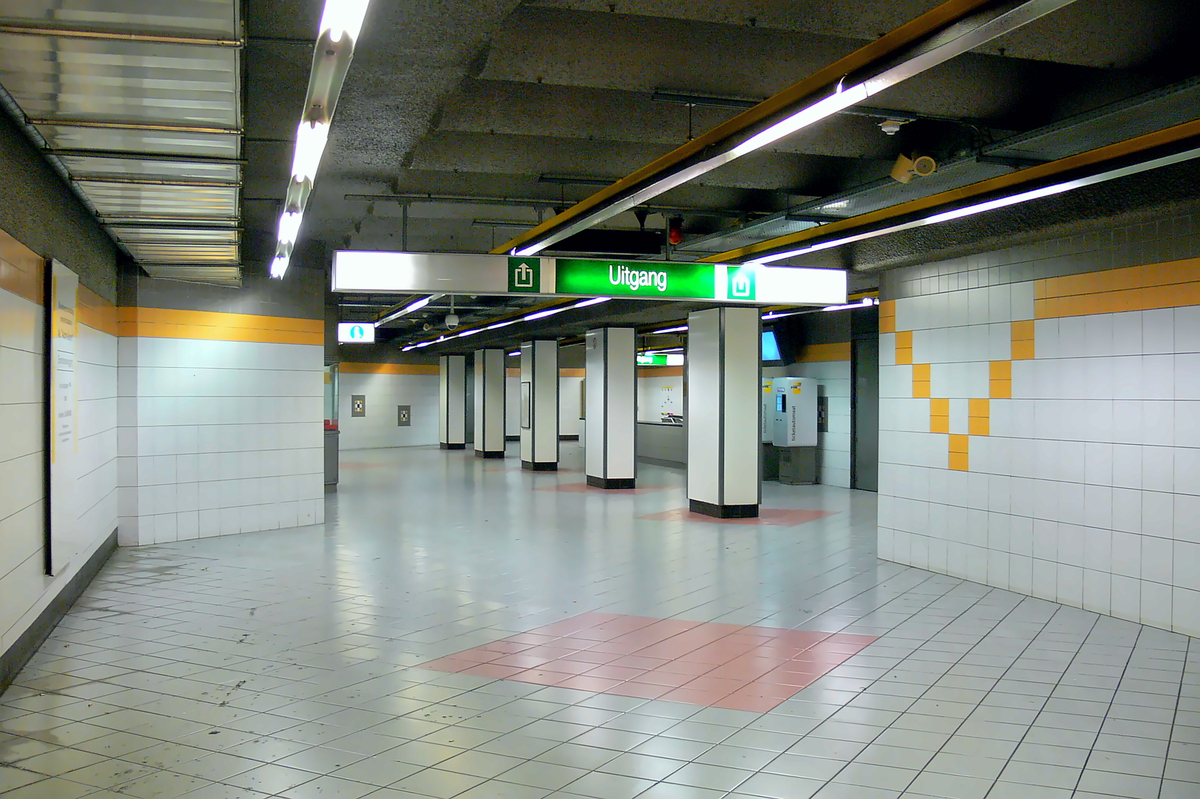 Antwerpen — Stations Antwerpen — Stations