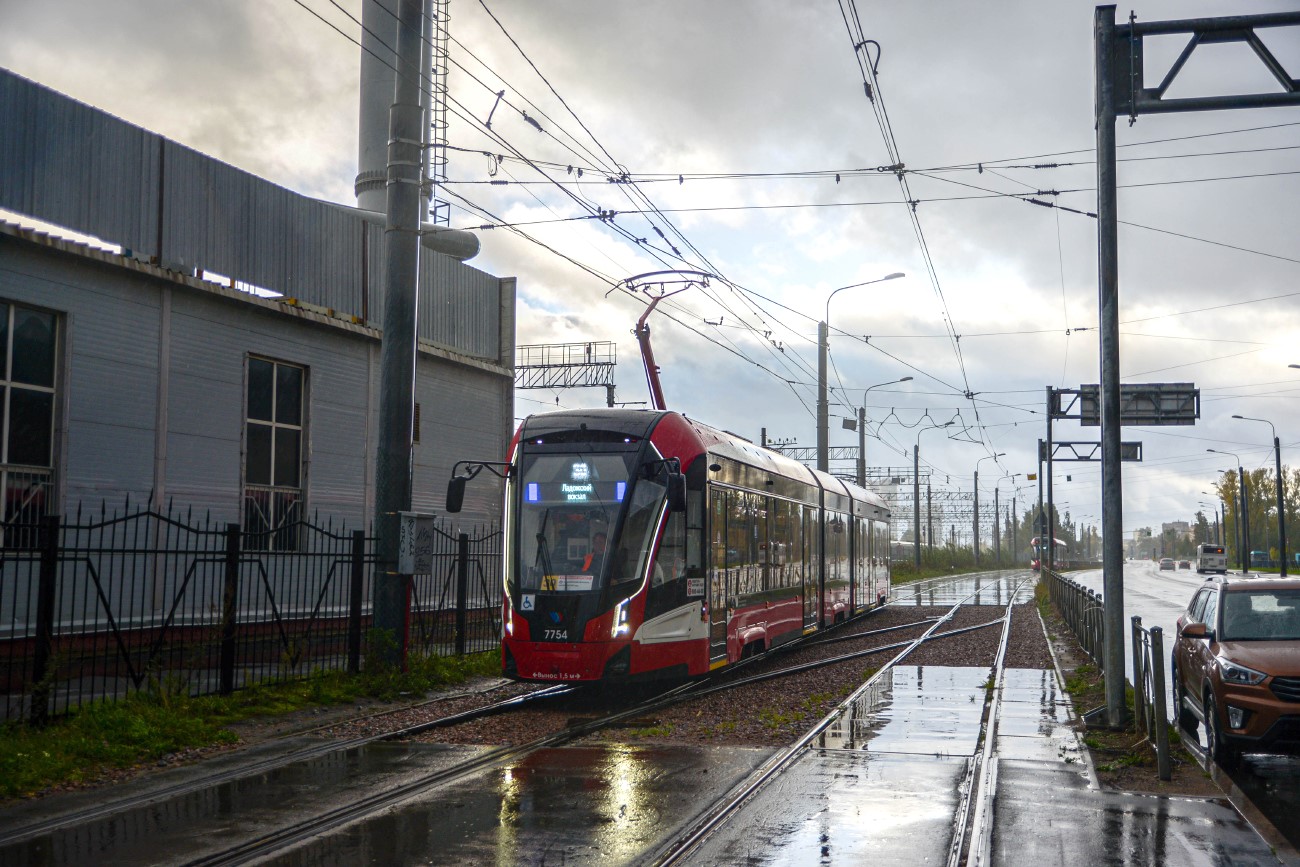 Saint-Petersburg, 71-932 “Nevskiy” č. 7754