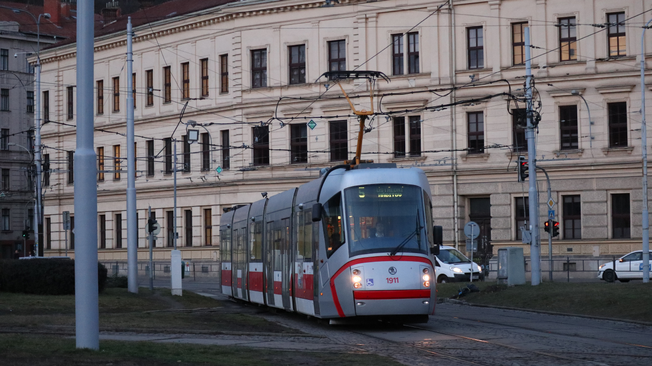 Брно, Škoda 13T Elektra № 1911