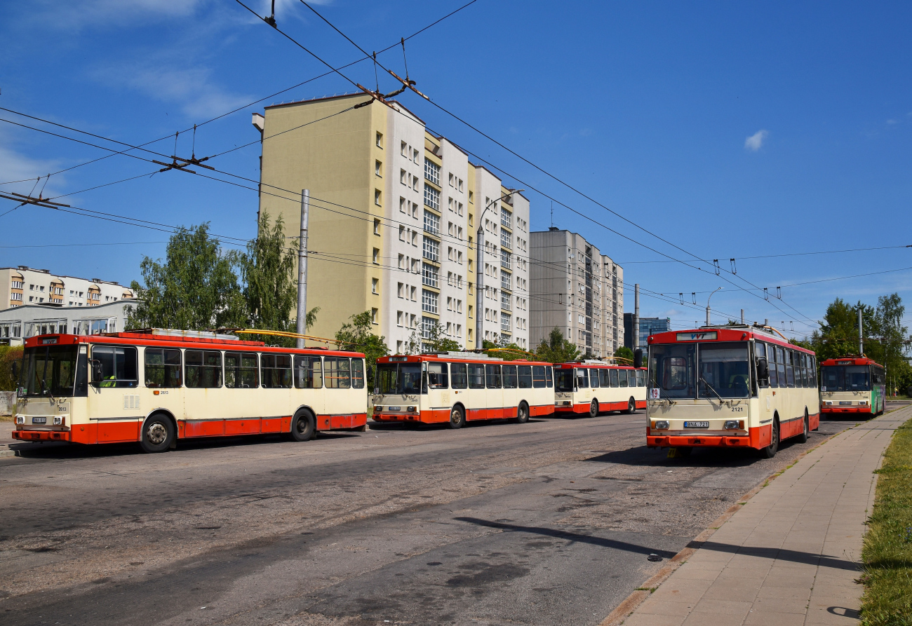 Вильнюс, Škoda 14Tr10/6 № 2121