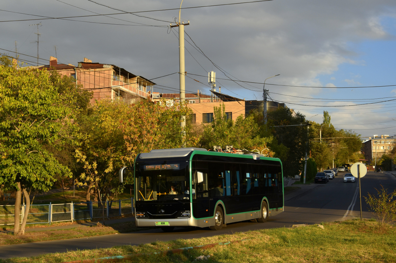 Ереван, Yutong ZK6128BEVG № 038