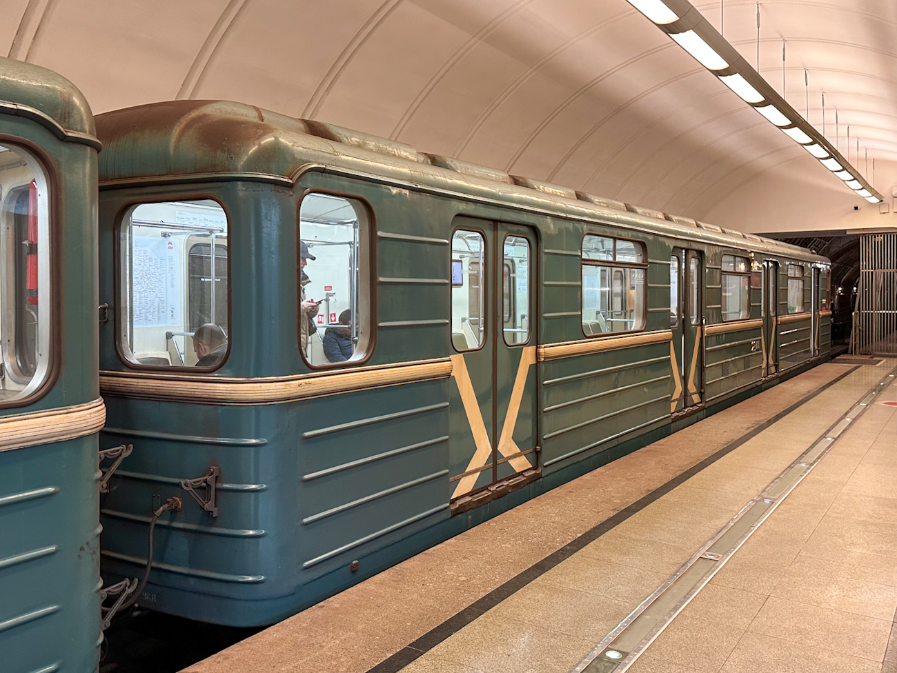 Москва, 81-717.5М (МВМ) № 2844