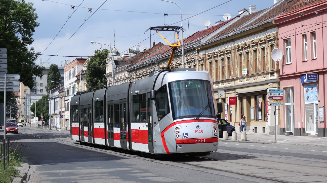 Брно, Škoda 13T Elektra № 1945