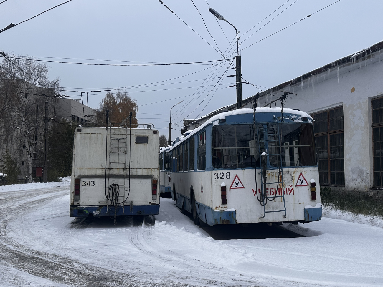 Петрозаводск, ЛиАЗ-5280 (ВЗТМ) № 343; Петрозаводск, ВЗТМ-5284 № 328