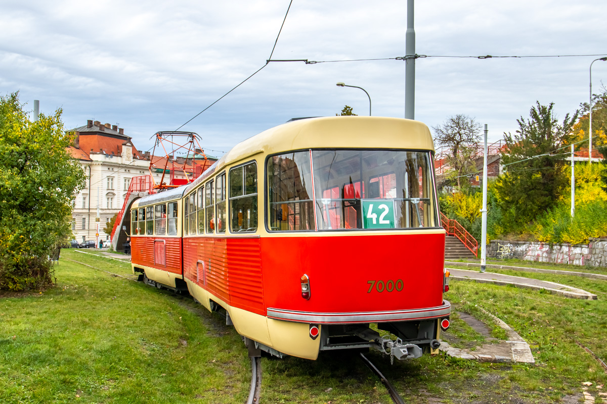 Prague, Tatra K2 N°. 7000