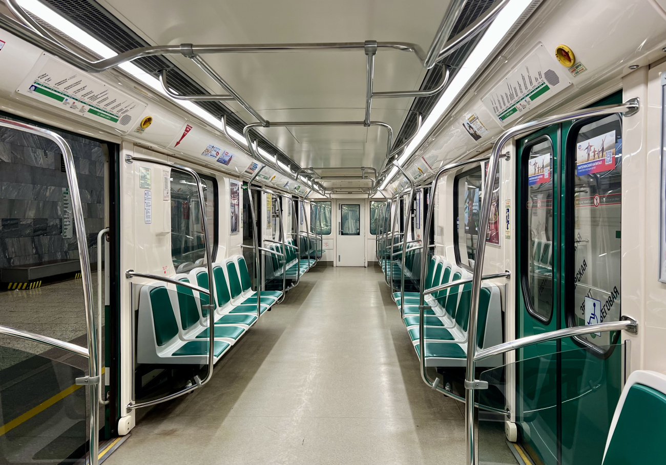 Санкт-Петербург, 81-556.2 «НеВа» № 56038