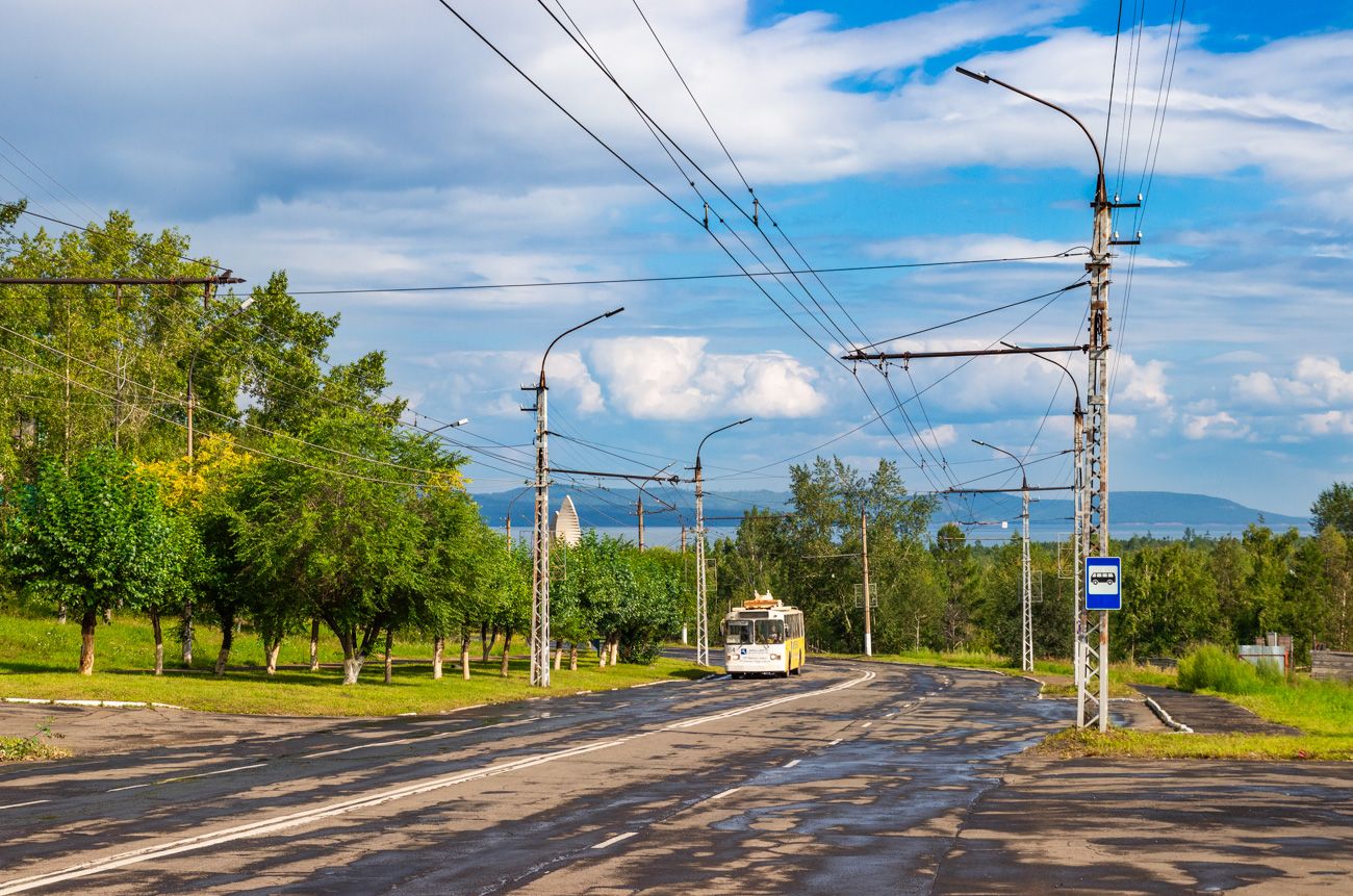 Братск — Линии и инфраструктура