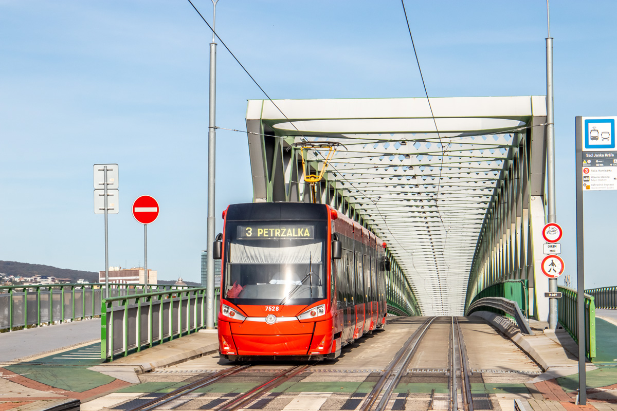 Братислава, Škoda 30T ForCity Plus № 7528