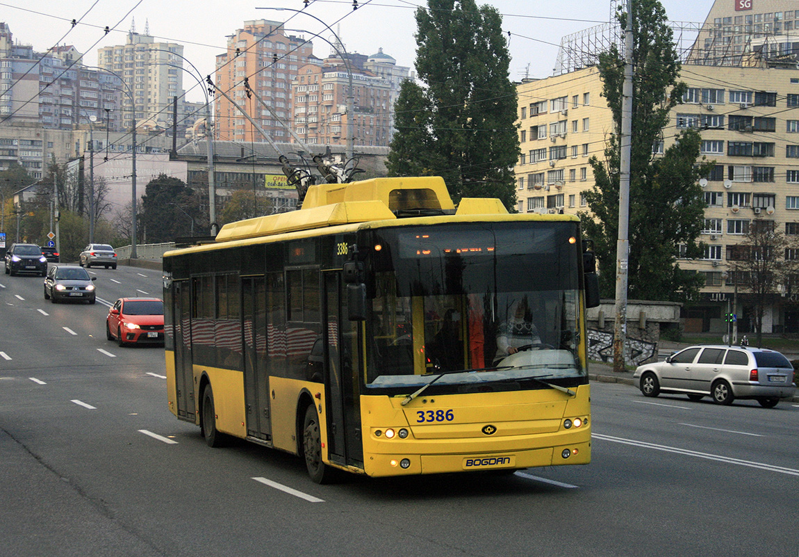 Киев, Богдан Т70110 № 3386