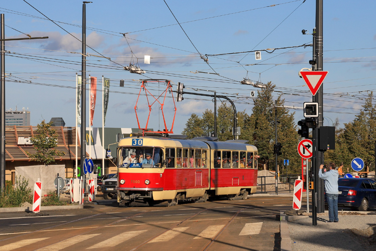 Praha, Tatra K2 # 7000; Praha — Construction and beginning of operations on a new tram line Divoká Šárka — Dědina