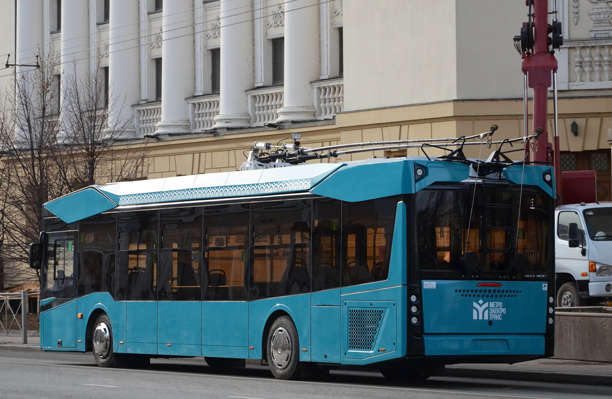 Казань, МАЗ-303Т22 № 1010