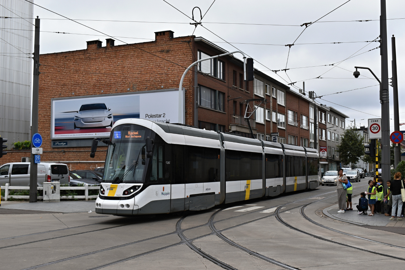 Антверпен, CAF Urbos 100 № 7423