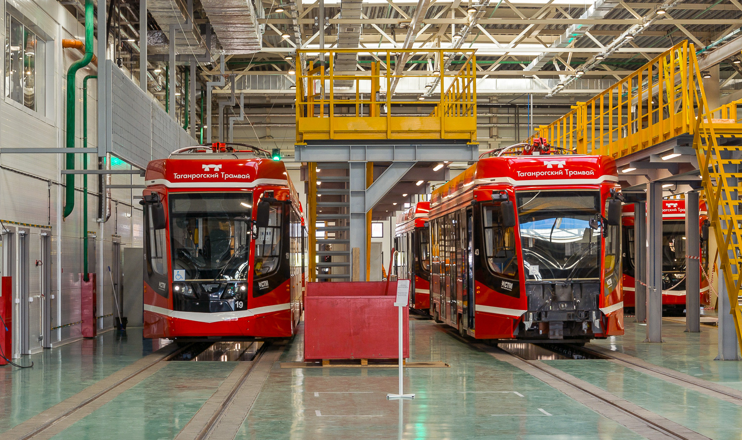 Таганрог, 71-628 № 19; Таганрог, 71-628 № 43 Таганрог, 71-628 № 19; Таганрог, 71-628 № 43