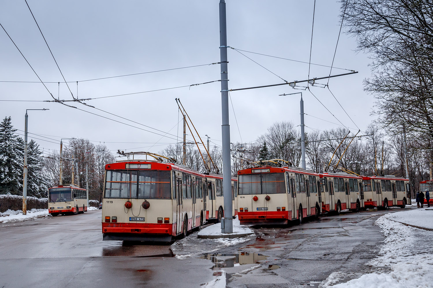 Vilnius, Škoda 14Tr10/6 Nr. 1119; Vilnius, Škoda 14Tr13/6 Nr. 1616