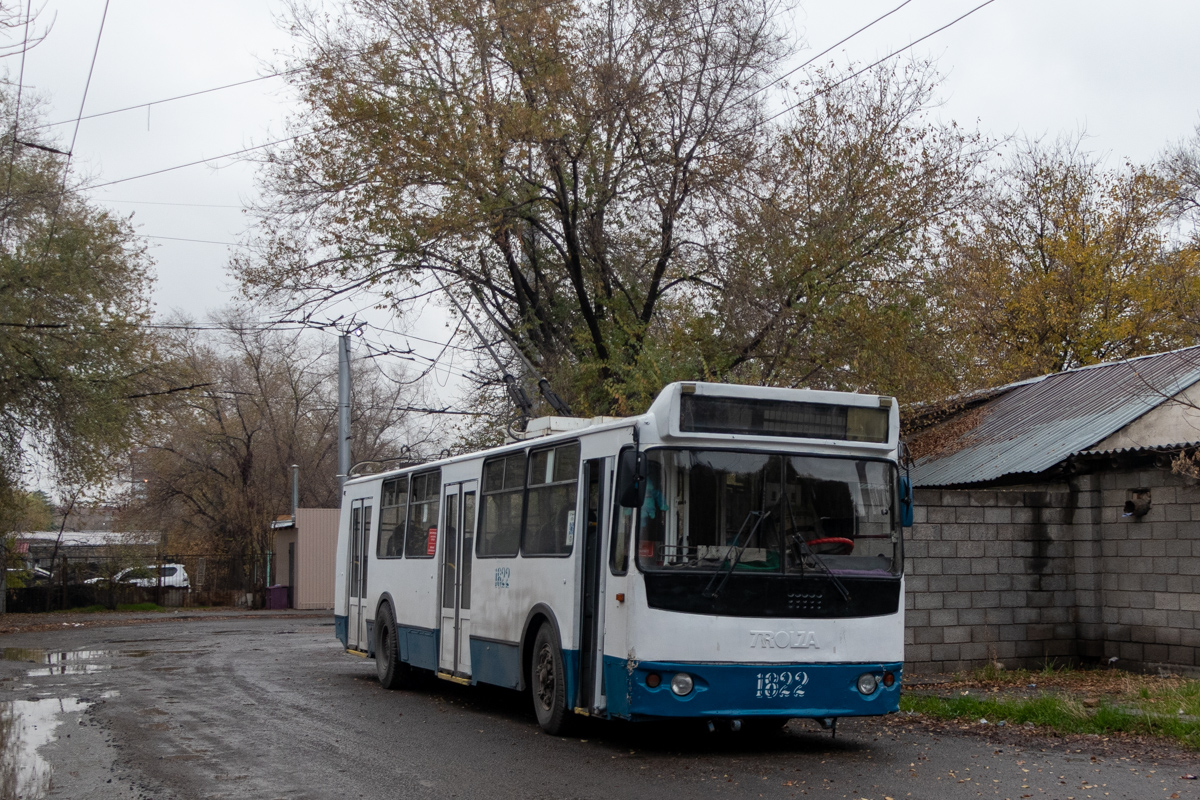 Бишкек, ЗиУ-682Г-016.05 № 1822