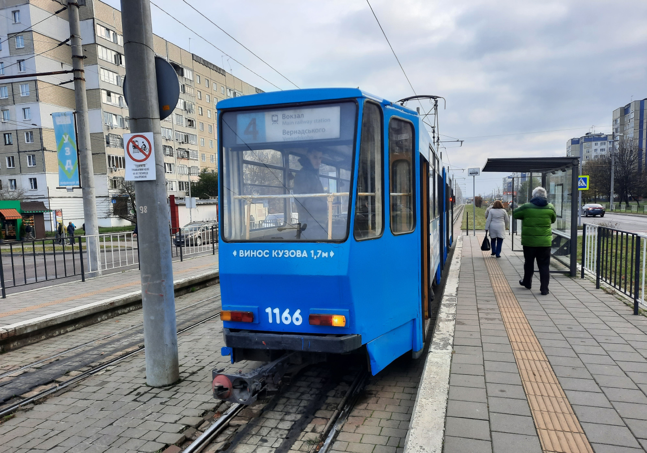 Львов, Tatra KT4D № 1166