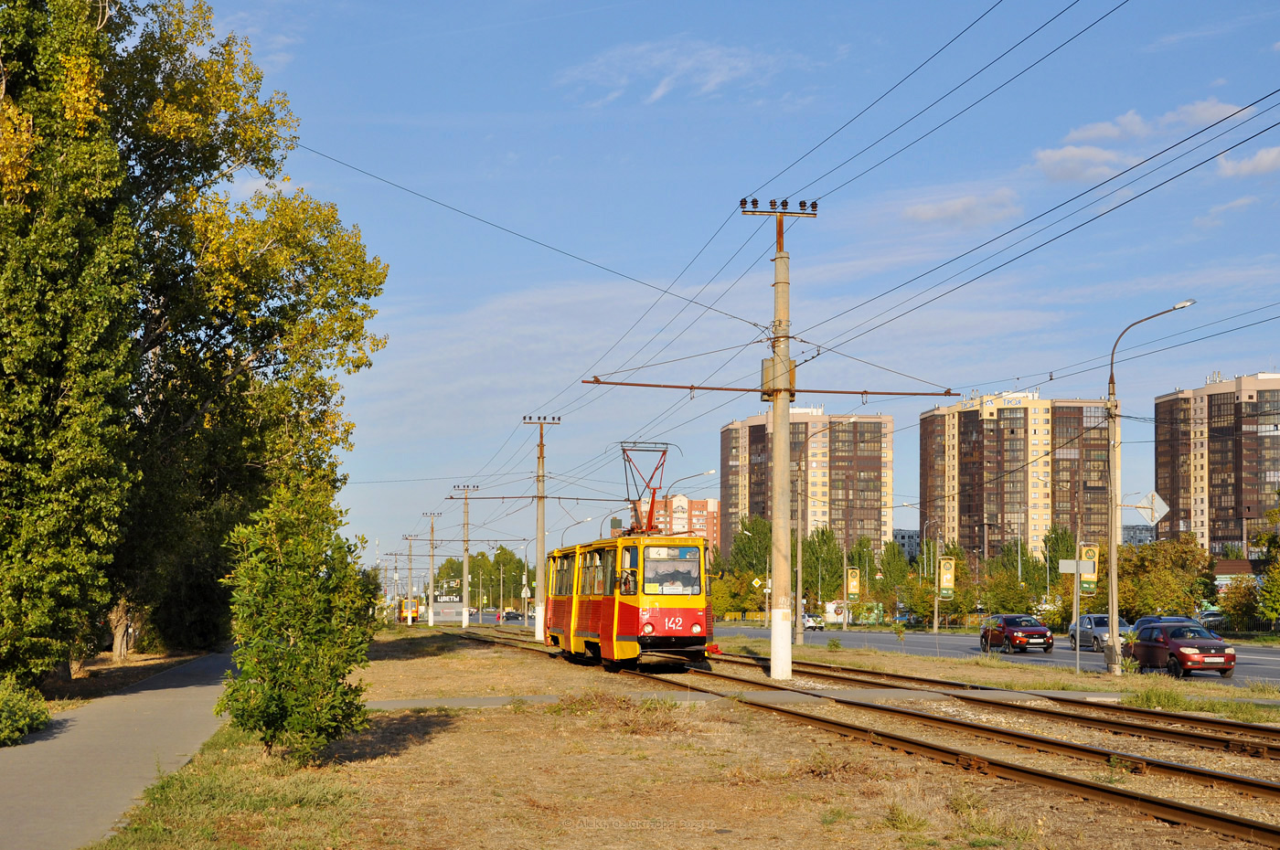 Волжский, 71-605 (КТМ-5М3) № 142