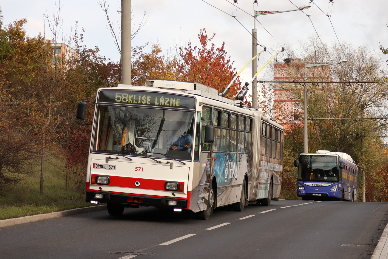 Усти-над-Лабем, Škoda 15Tr13/6M № 571