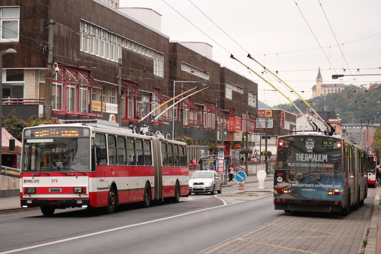 Усти-над-Лабем, Škoda 15Tr13/6M № 575; Усти-над-Лабем, Škoda 15Tr13/6M № 571