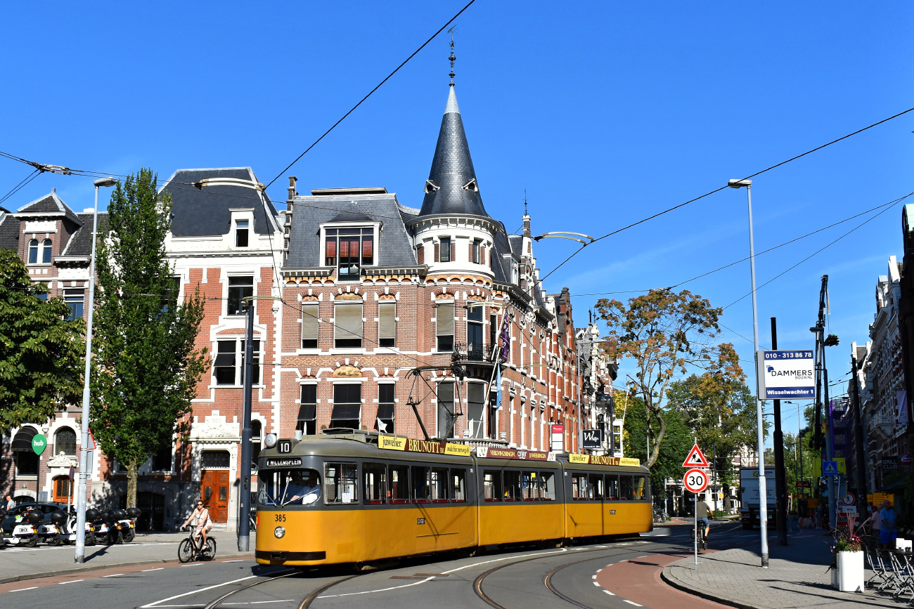 Роттердам, Duewag GT8 № 385