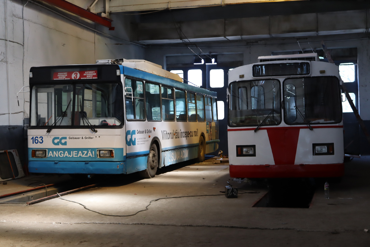 Belcis, VMZ-52981 nr. 163; Belcis, ZiU-682V nr. 143