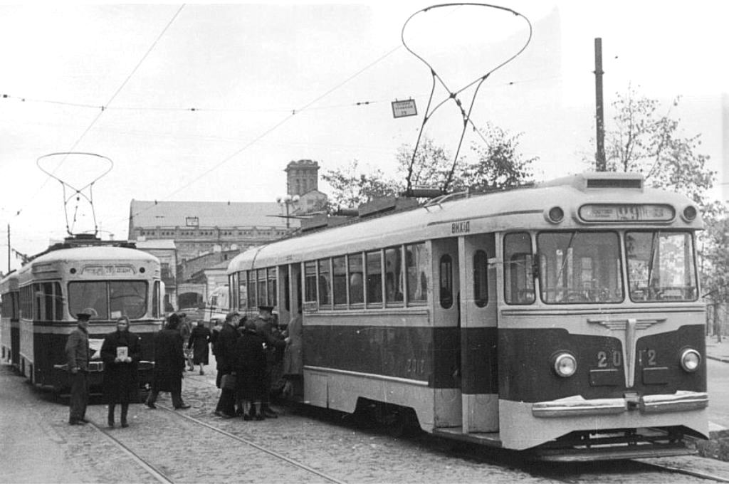 Киев, КТВ-57 № 2012