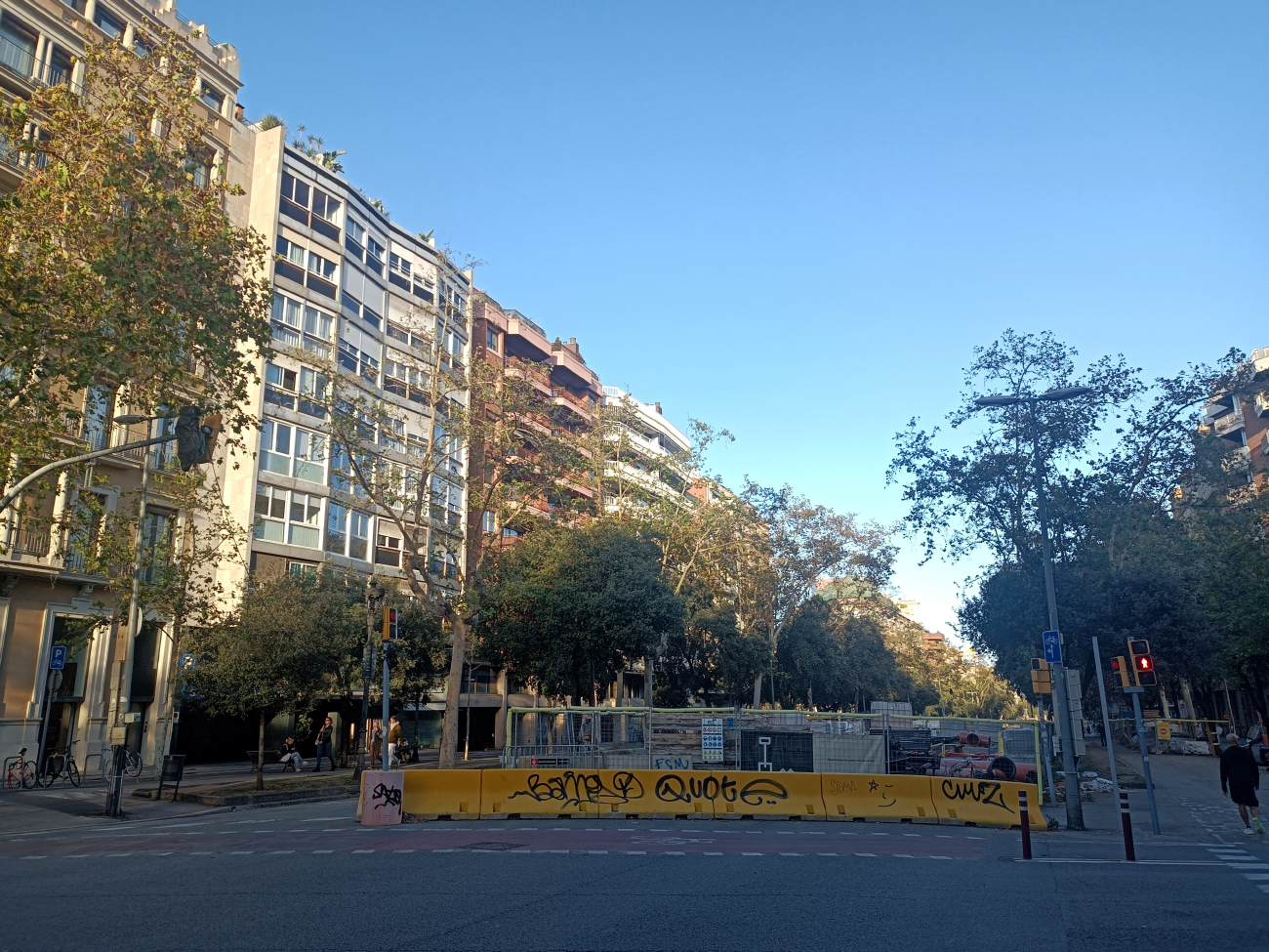 Barcelona — Construction of the connection between the two tram lines on Diagonal Barcelona — Construction of the connection between the two tram lines on Diagonal