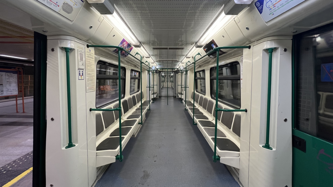 София, 81-740.2Б № 2077