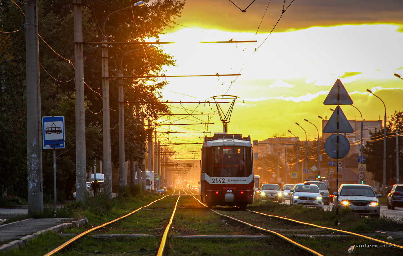 Новосибирск, БКМ 62103 № 2142; Новосибирск — Разные фотографии