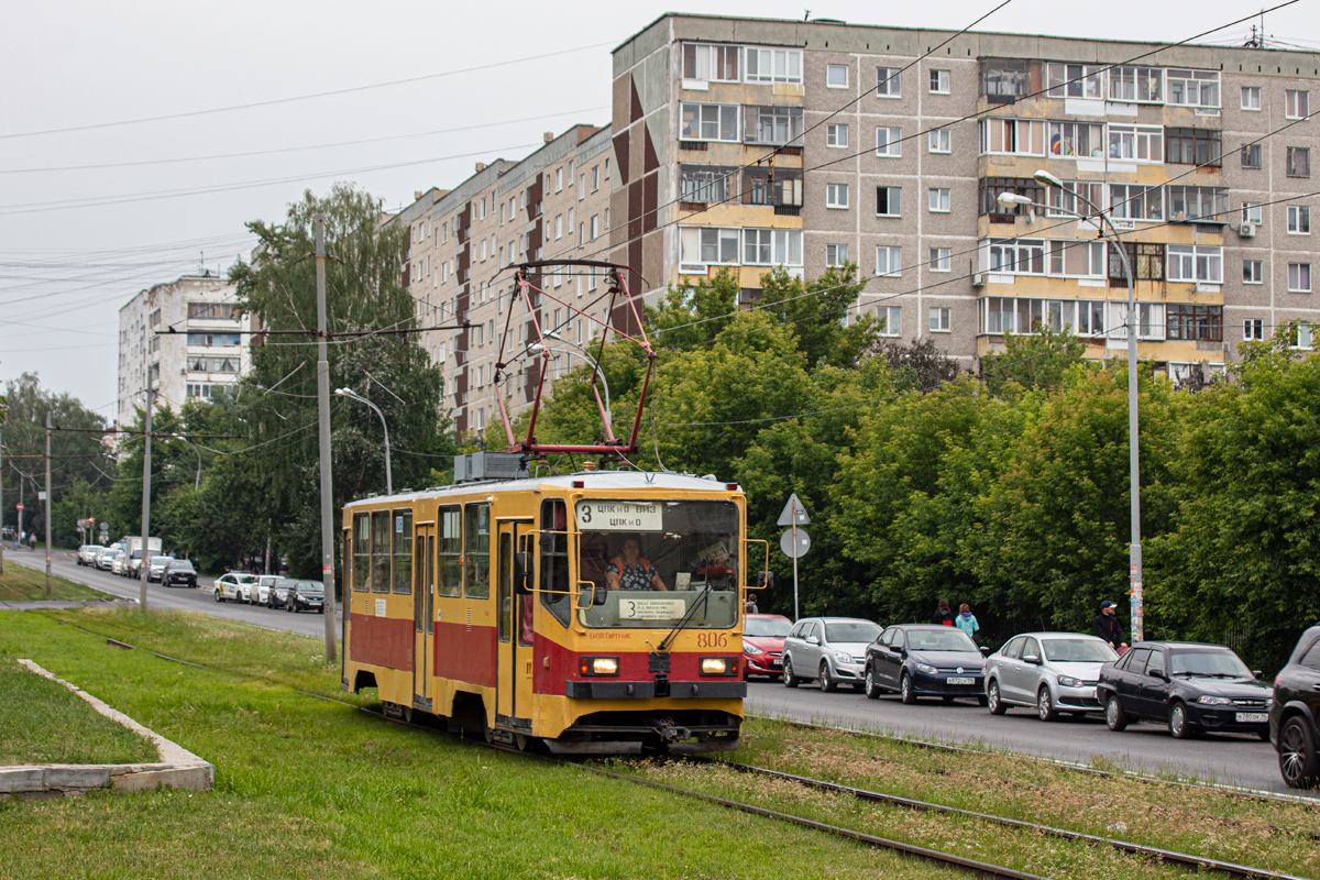 Екатеринбург, 71-402 № 806