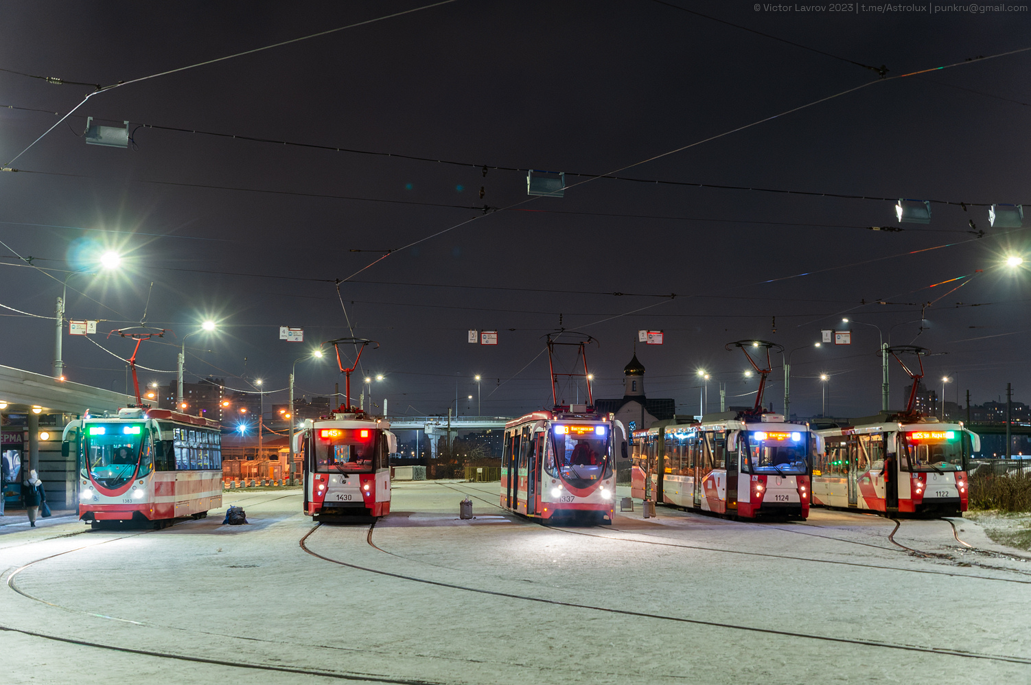 Санкт-Петербург, 71-134А (ЛМ-99АВН) № 1383; Санкт-Петербург, 71-153 (ЛМ-2008) № 1430; Санкт-Петербург, 71-134А (ЛМ-99АВН) № 1337; Санкт-Петербург, 71-152 (ЛВС-2005) № 1124