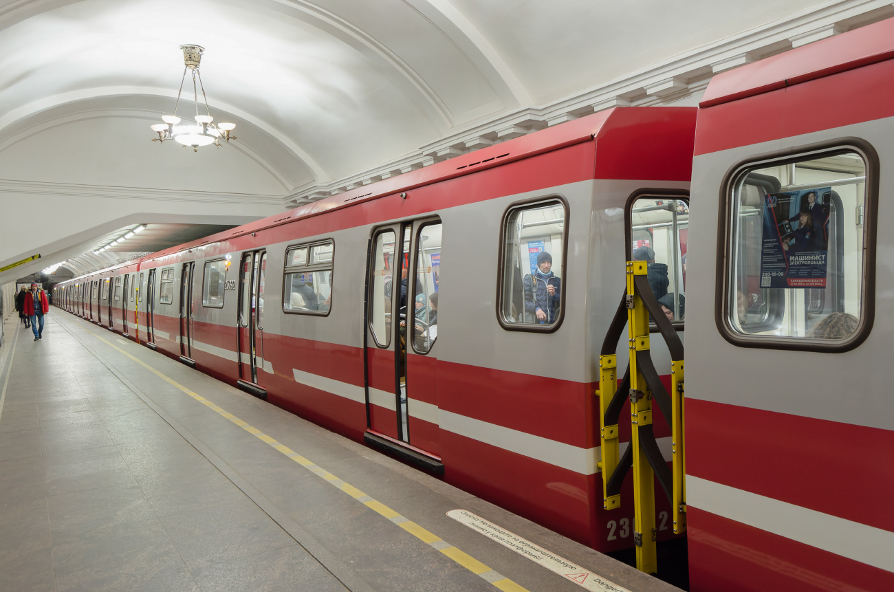 Szentpétervár, 81-723.1 (OEVRZ) — 23092