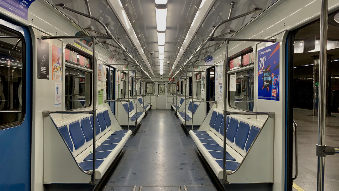 Екатеринбург, 81-714.5 (ЛВЗ/ВМ) № 8262