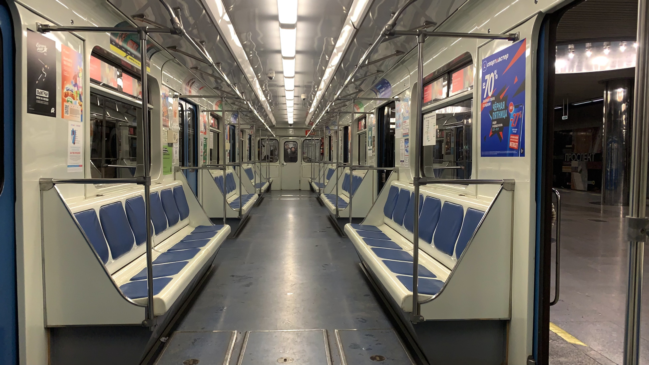 Екатеринбург, 81-714.5 (ЛВЗ/ВМ) № 8263