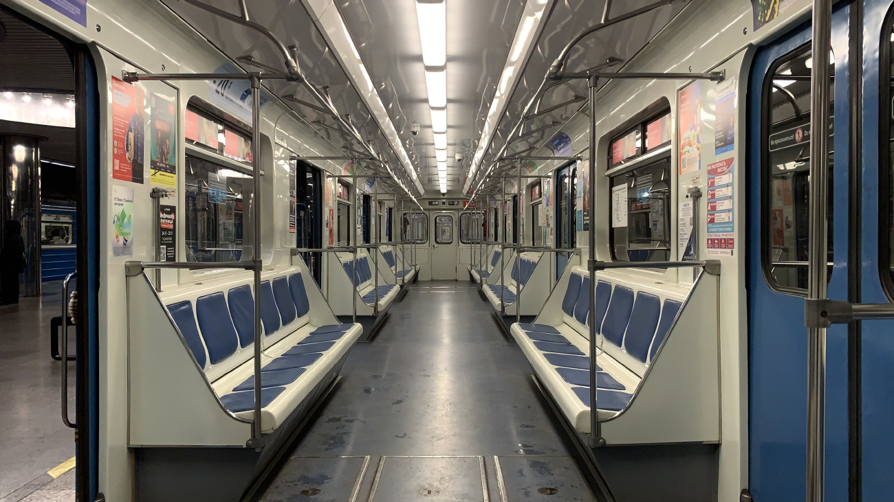 Екатеринбург, 81-714.5 (ЛВЗ/ВМ) № 8263