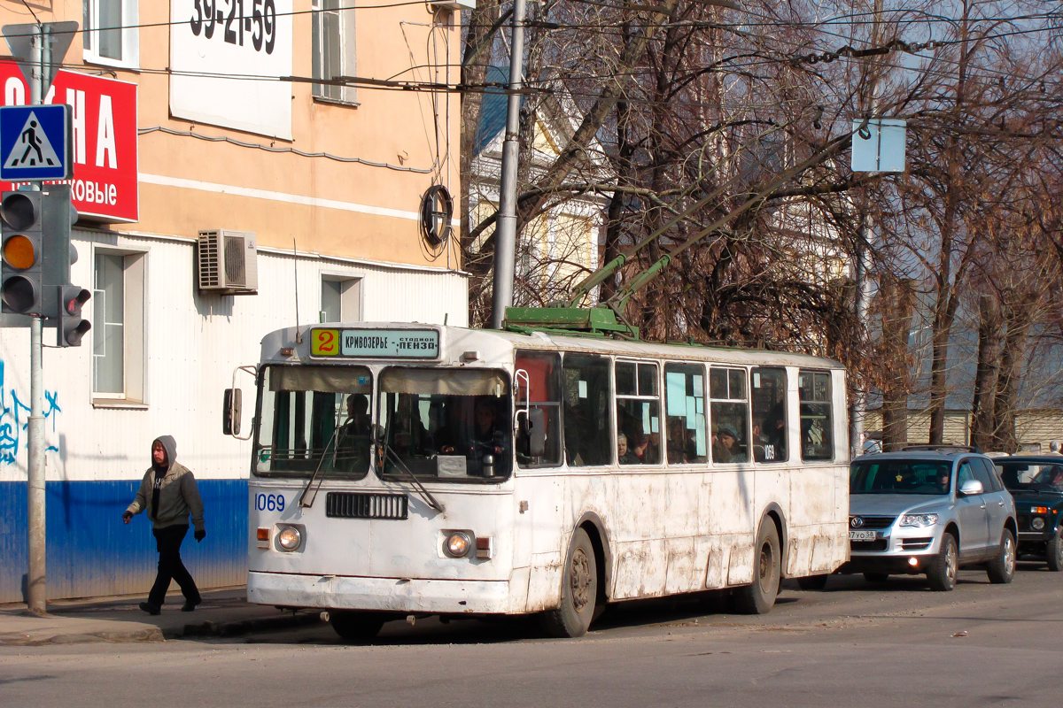 Пенза, ЗиУ-682Г [Г00] № 1069