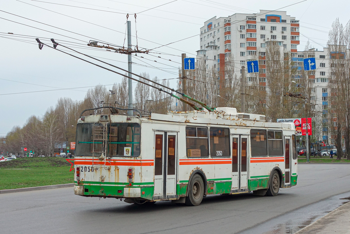 Пенза, ЗиУ-682Г-016.02 № 2050