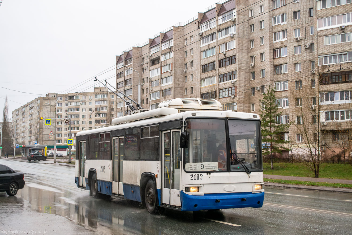 Ufa, BTZ-52767A č. 2102