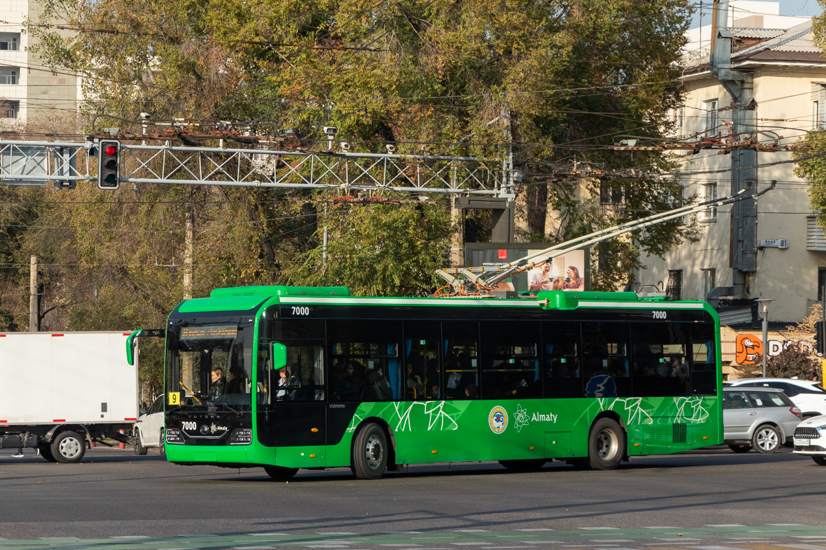 Alma-Ata, Yutong ZK6128BEVG (QazTehna) č. 7000 Alma-Ata, Yutong ZK6128BEVG (QazTehna) č. 7000