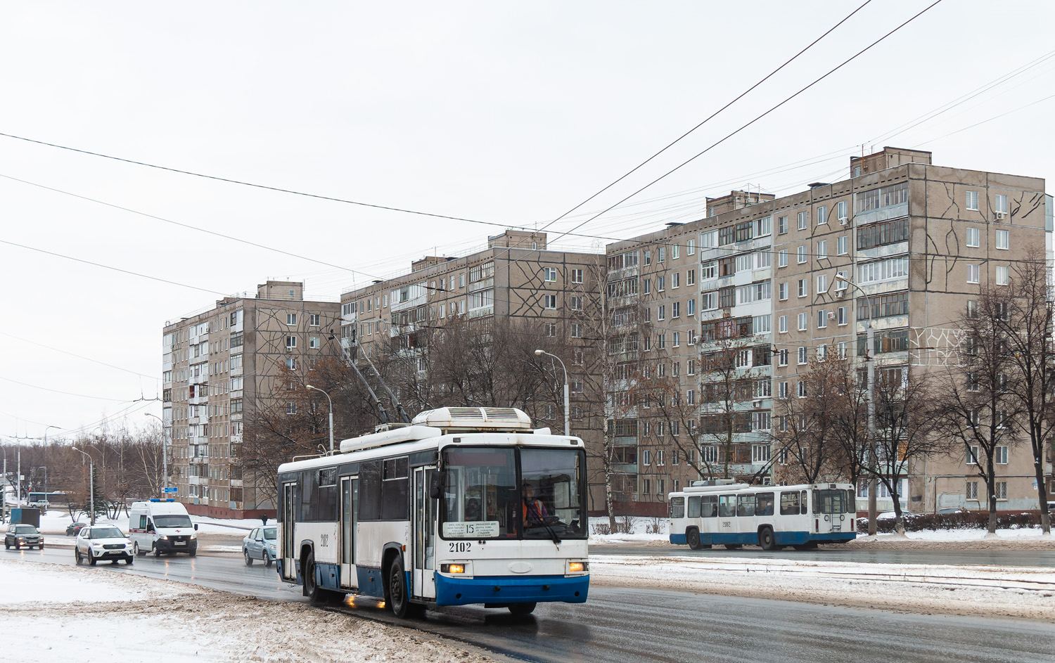 Уфа, БТЗ-52767А № 2102
