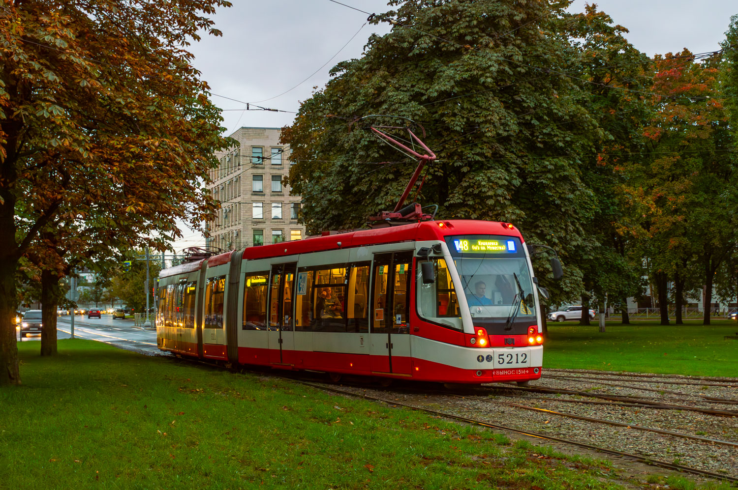 Санкт-Петербург, БКМ 84300М № 5212