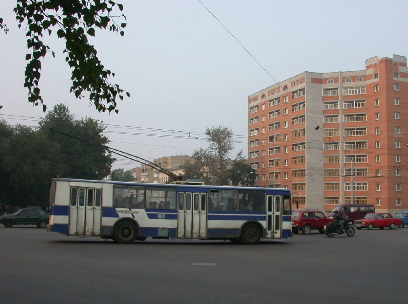 斯摩棱斯克, ZiU-682V-013 [V0V] # 007