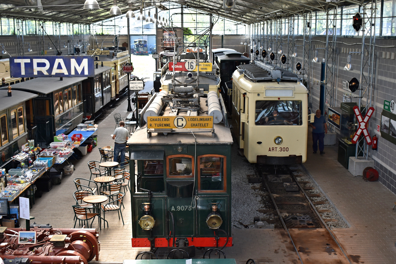 Thuin, ACEC 2-axle motor car # A.9073; Thuin, Baume & Marpent 2-axle trailer car # A.3504; Thuin, SNCV diesel railcar # ART 300 Thuin, ACEC 2-axle motor car # A.9073; Thuin, Baume & Marpent 2-axle trailer car # A.3504; Thuin, SNCV diesel railcar # ART 300