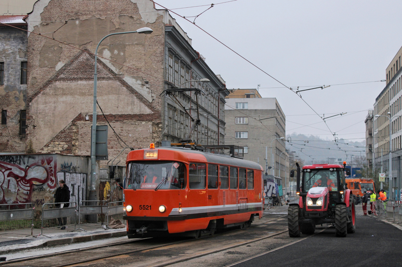 Прага, Tatra T3 № 5521
