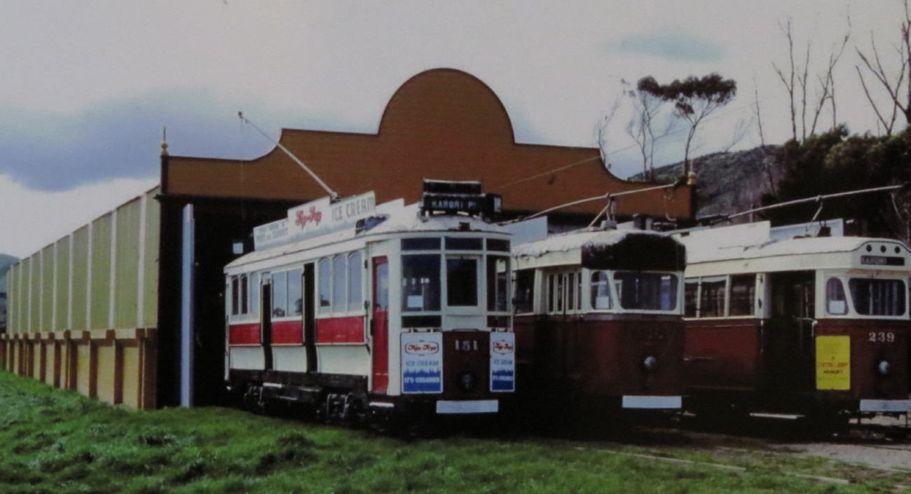 Паекакарики, Wellington City Tramways Company Ltd № 151; Паекакарики, Wellington City Tramways Company Ltd № 239