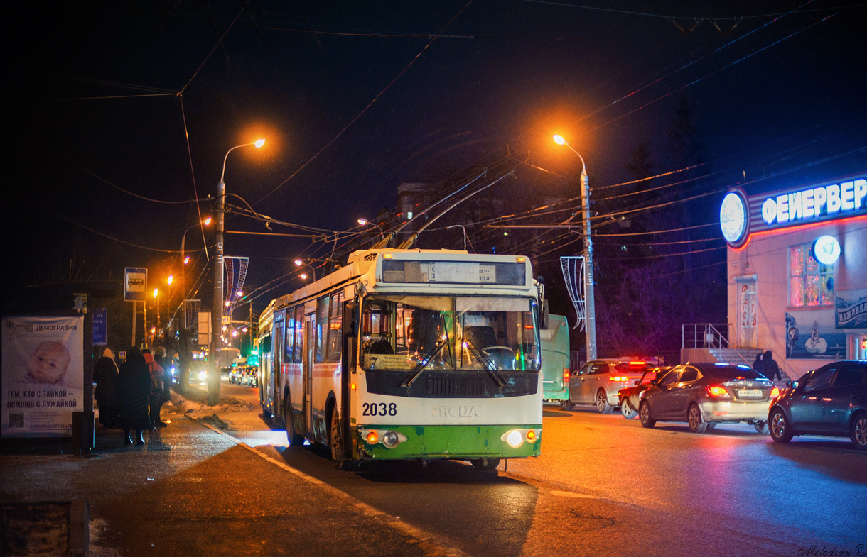 Пенза, ЗиУ-682Г-016.02 № 2038