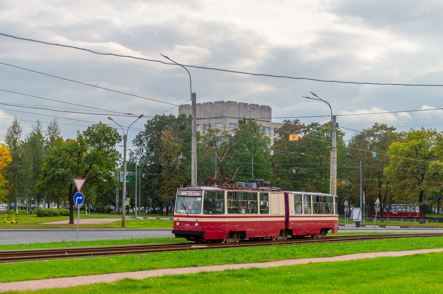Санкт-Петербург, ЛВС-86К № 8183
