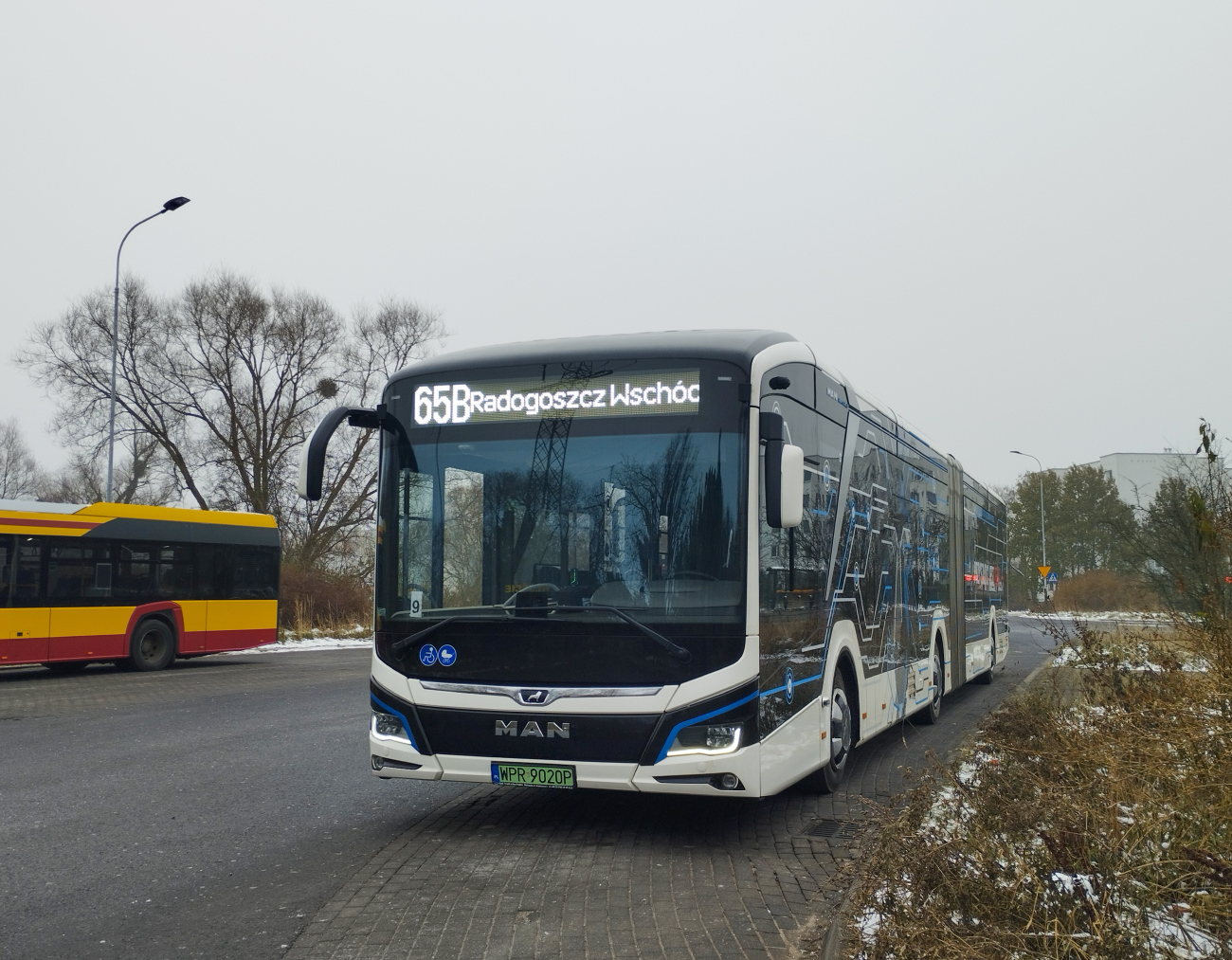 Лодзь, MAN 18C Lion's City 18 E NG734 № WPR 9020P