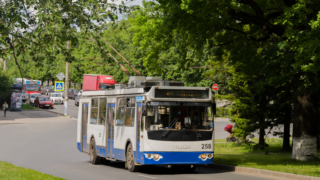 Владимир, ЗиУ-682Г-016.04 № 258