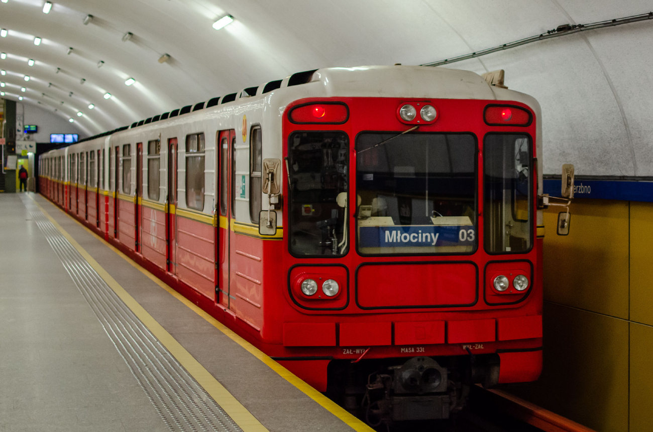 Варшава, 81-572 № 005